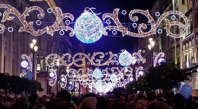 Comienzo de la Navidad 2016 en Sevilla